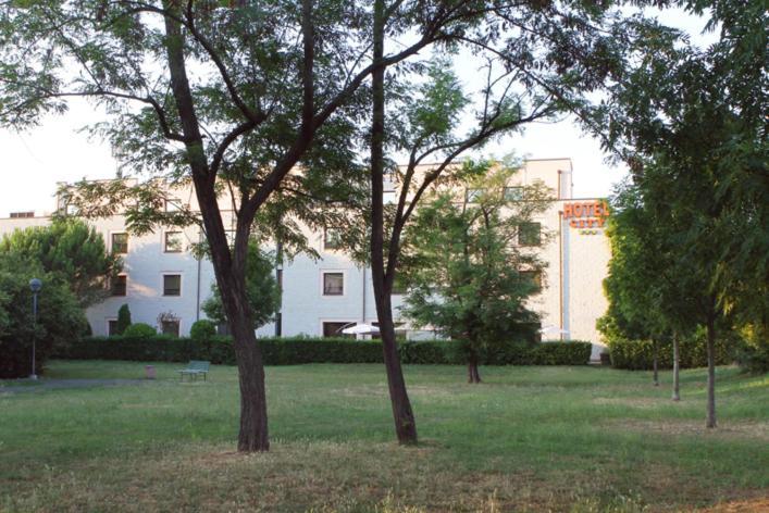 Hotel City Plasencia Exterior foto